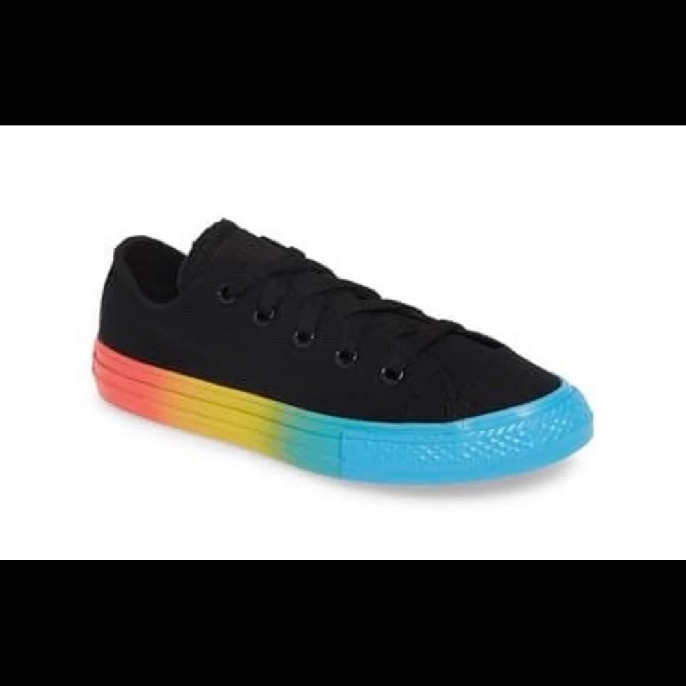 Low top Converse